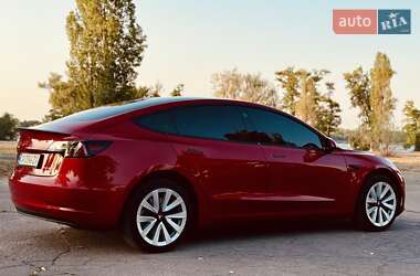 Седан Tesla Model 3 2020 в 