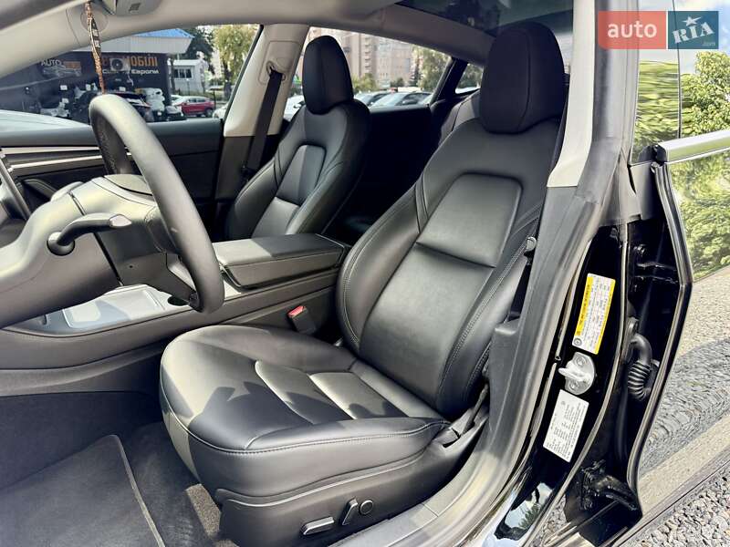 Седан Tesla Model 3 2023 в Харькове