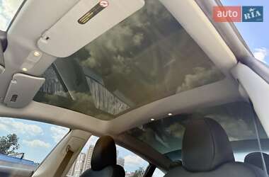 Седан Tesla Model 3 2023 в 