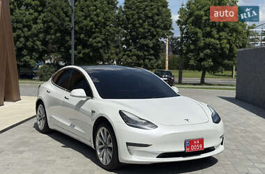 Седан Tesla Model 3 2020 в Луцке
