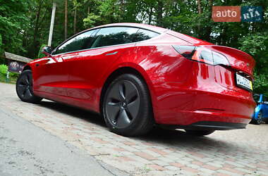 Седан Tesla Model 3 2020 в 