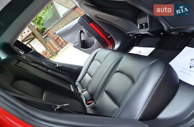Седан Tesla Model 3 2020 в 
