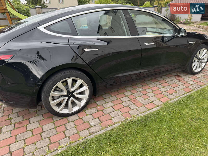 Седан Tesla Model 3 2018 в Львове фото 5 Седан Tesla Model 3 2018 в Львове