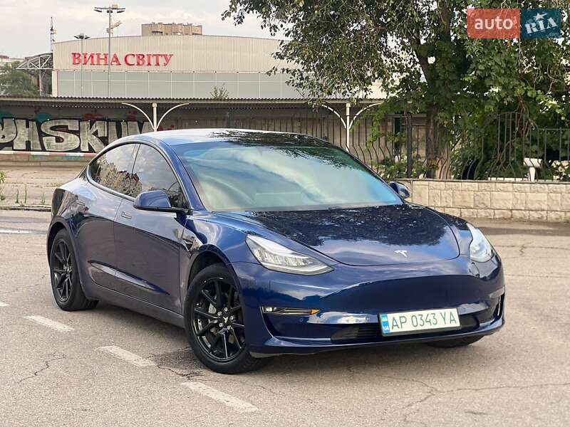Седан Tesla Model 3 2018 в Запорожье