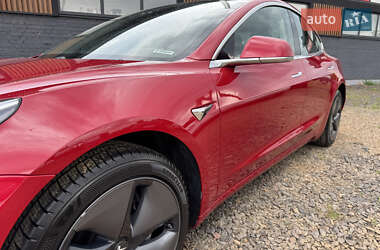 Седан Tesla Model 3 2018 в 
