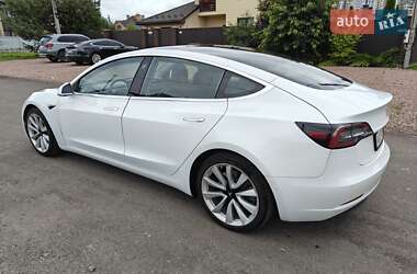 Седан Tesla Model 3 2019 в Броварах