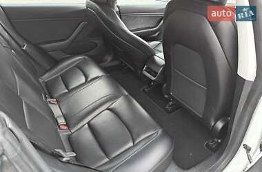 Седан Tesla Model 3 2019 в Броварах