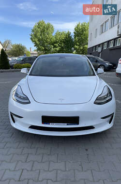 Седан Tesla Model 3 2019 в 