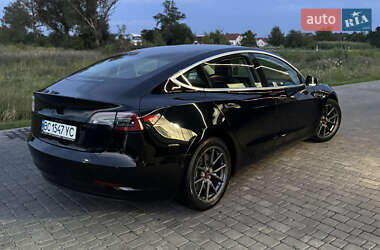 Седан Tesla Model 3 2018 в 
