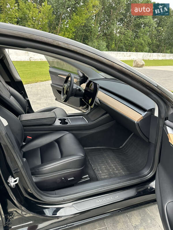 Седан Tesla Model 3 2022 в Луцьку
