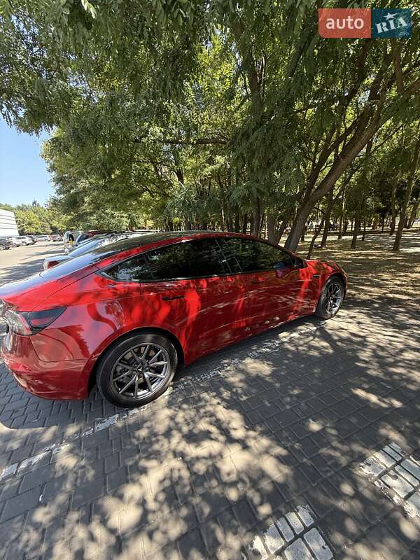Седан Tesla Model 3 2019 в Одессе