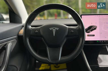 Седан Tesla Model 3 2018 в 