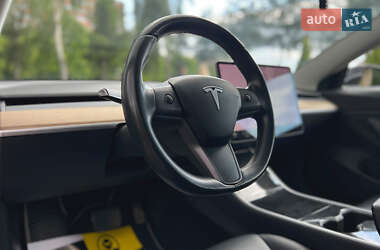 Седан Tesla Model 3 2018 в 