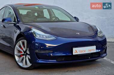 Седан Tesla Model 3 2018 в 