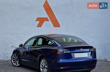 Седан Tesla Model 3 2018 в 
