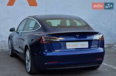 Седан Tesla Model 3 2018 в 