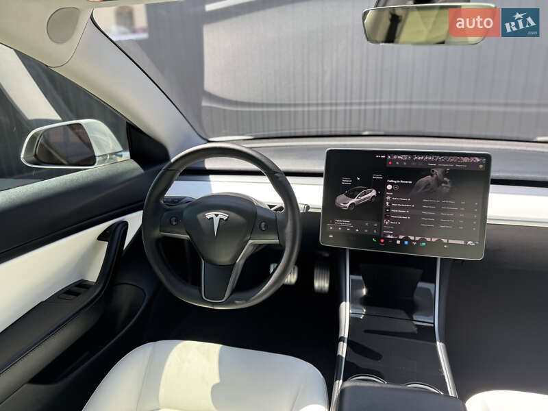 Седан Tesla Model 3 2020 в Белой Церкви