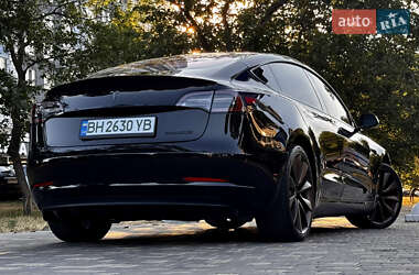 Седан Tesla Model 3 2018 в 