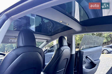 Седан Tesla Model 3 2018 в 