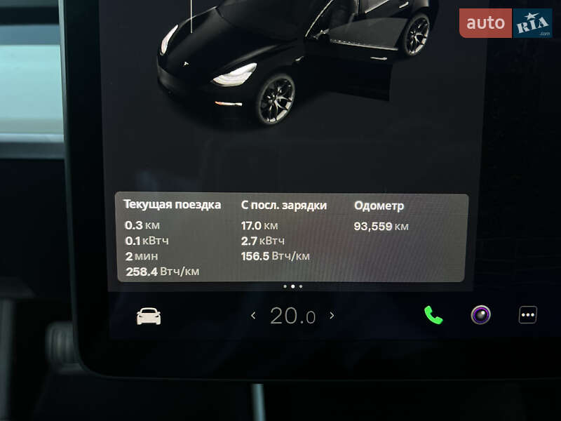 Седан Tesla Model 3 2018 в Львові