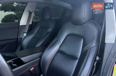 Седан Tesla Model 3 2018 в 
