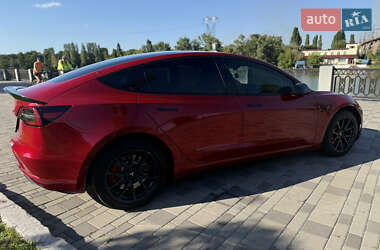 Седан Tesla Model 3 2018 в 