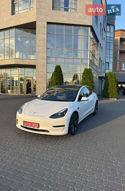 Седан Tesla Model 3 2023 в Хмельницькому