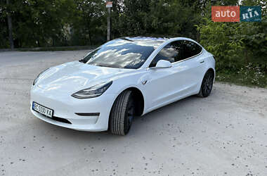 Седан Tesla Model 3 2018 в 