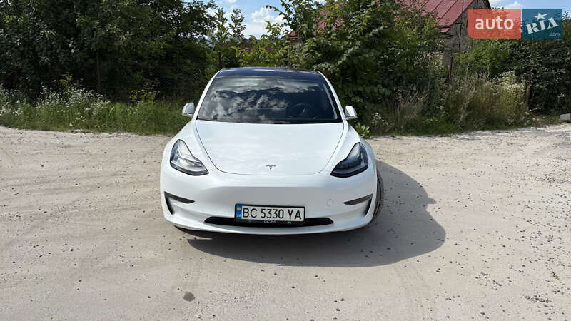 Седан Tesla Model 3 2018 в Львові фото 3 Седан Tesla Model 3 2018 в Львові