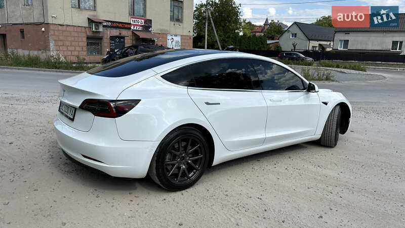 Седан Tesla Model 3 2018 в Львові фото 8 Седан Tesla Model 3 2018 в Львові