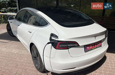 Седан Tesla Model 3 2018 в Львові фото 34 Седан Tesla Model 3 2018 в Львові