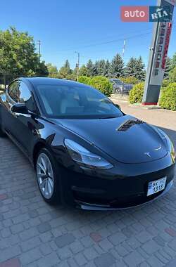 Седан Tesla Model 3 2023 в Луцке