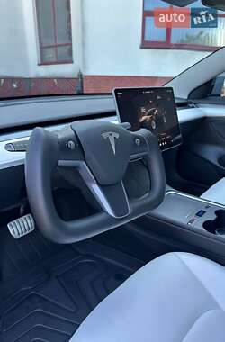 Седан Tesla Model 3 2023 в Луцке