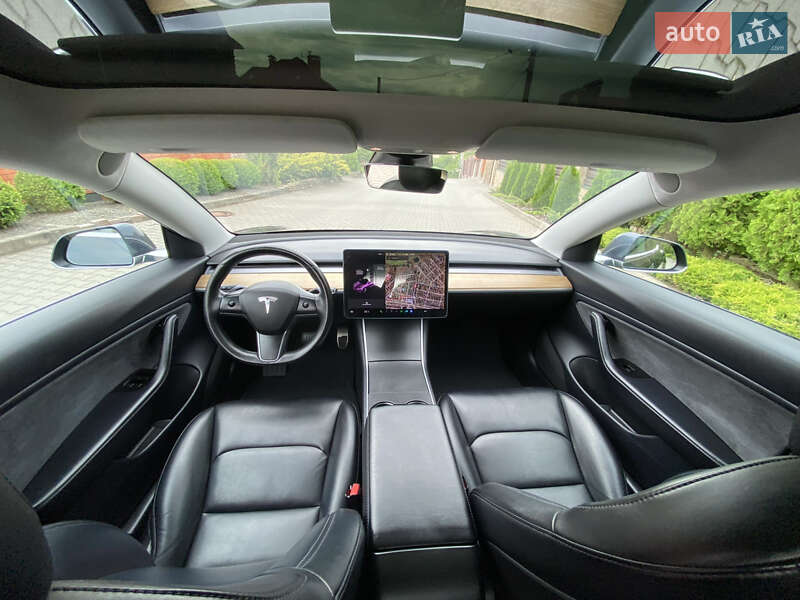 Седан Tesla Model 3 2018 в Хмельницькому