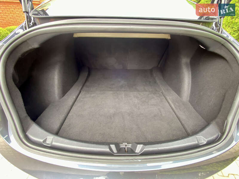 Седан Tesla Model 3 2018 в Хмельницькому