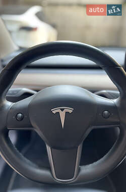 Седан Tesla Model 3 2018 в 