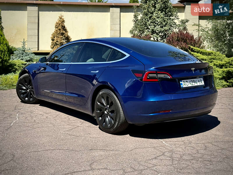 Седан Tesla Model 3 2019 в Днепре