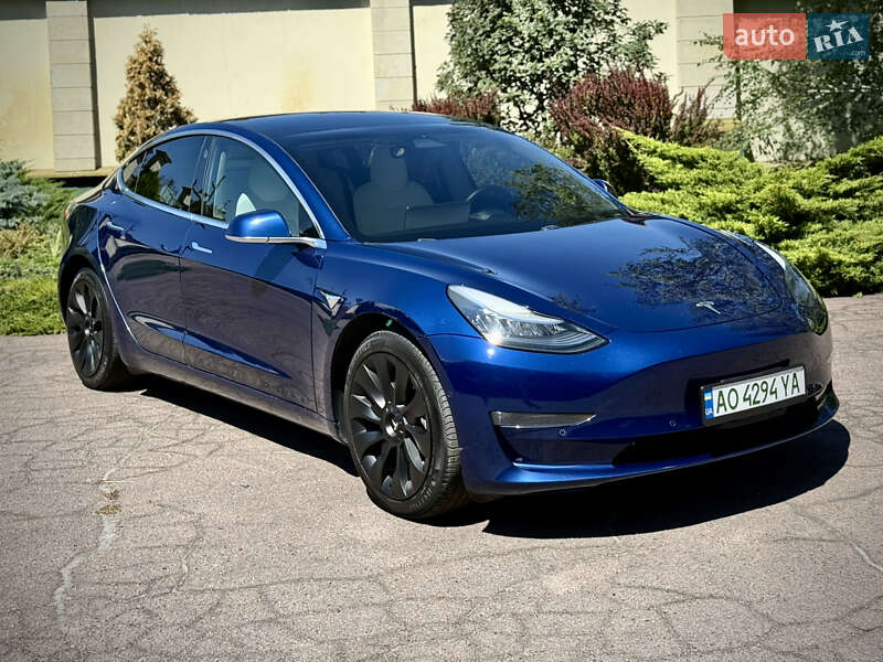 Седан Tesla Model 3 2019 в Днепре