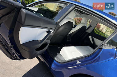 Седан Tesla Model 3 2019 в 