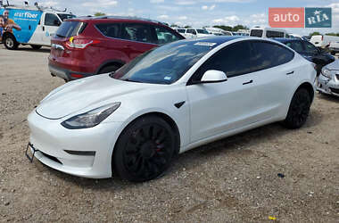 Седан Tesla Model 3 2021 в Кременчуге