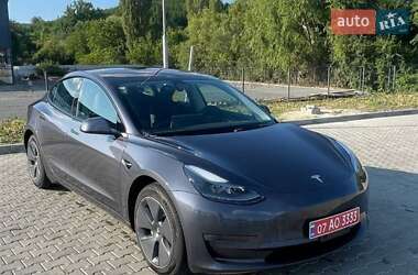 Седан Tesla Model 3 2023 в 