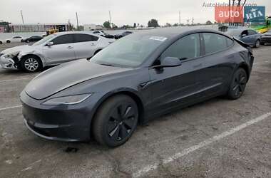 Седан Tesla Model 3 2025 в Умани