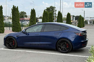 Седан Tesla Model 3 2019 в 