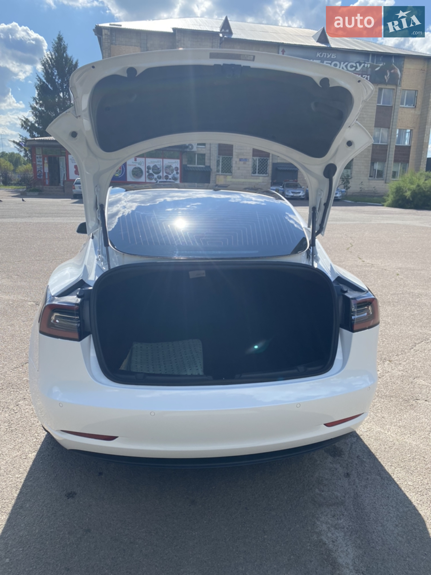 2018 Tesla Model 3 - мініатюра 13