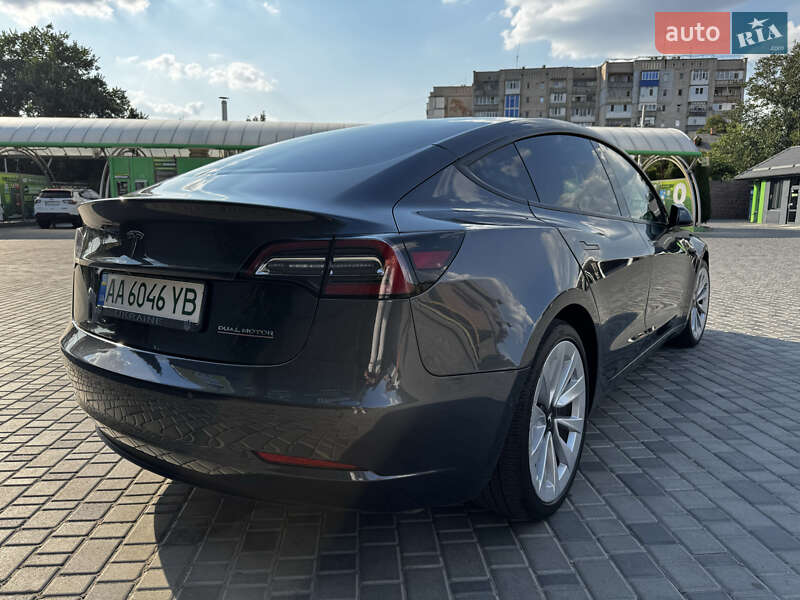 Седан Tesla Model 3 2020 в Кропивницком