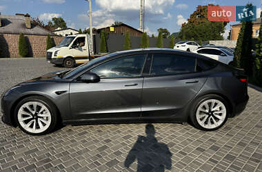 Седан Tesla Model 3 2020 в 