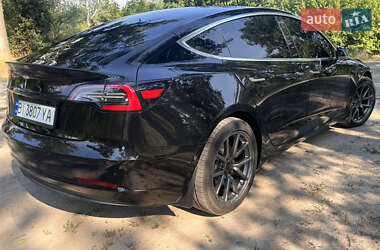 Седан Tesla Model 3 2019 в 