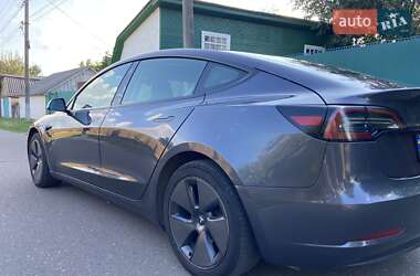 Седан Tesla Model 3 2023 в 