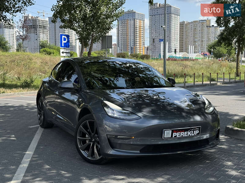 Tesla Model 3 2018