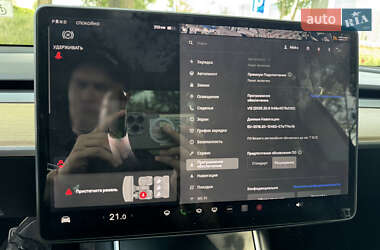 Седан Tesla Model 3 2018 в 